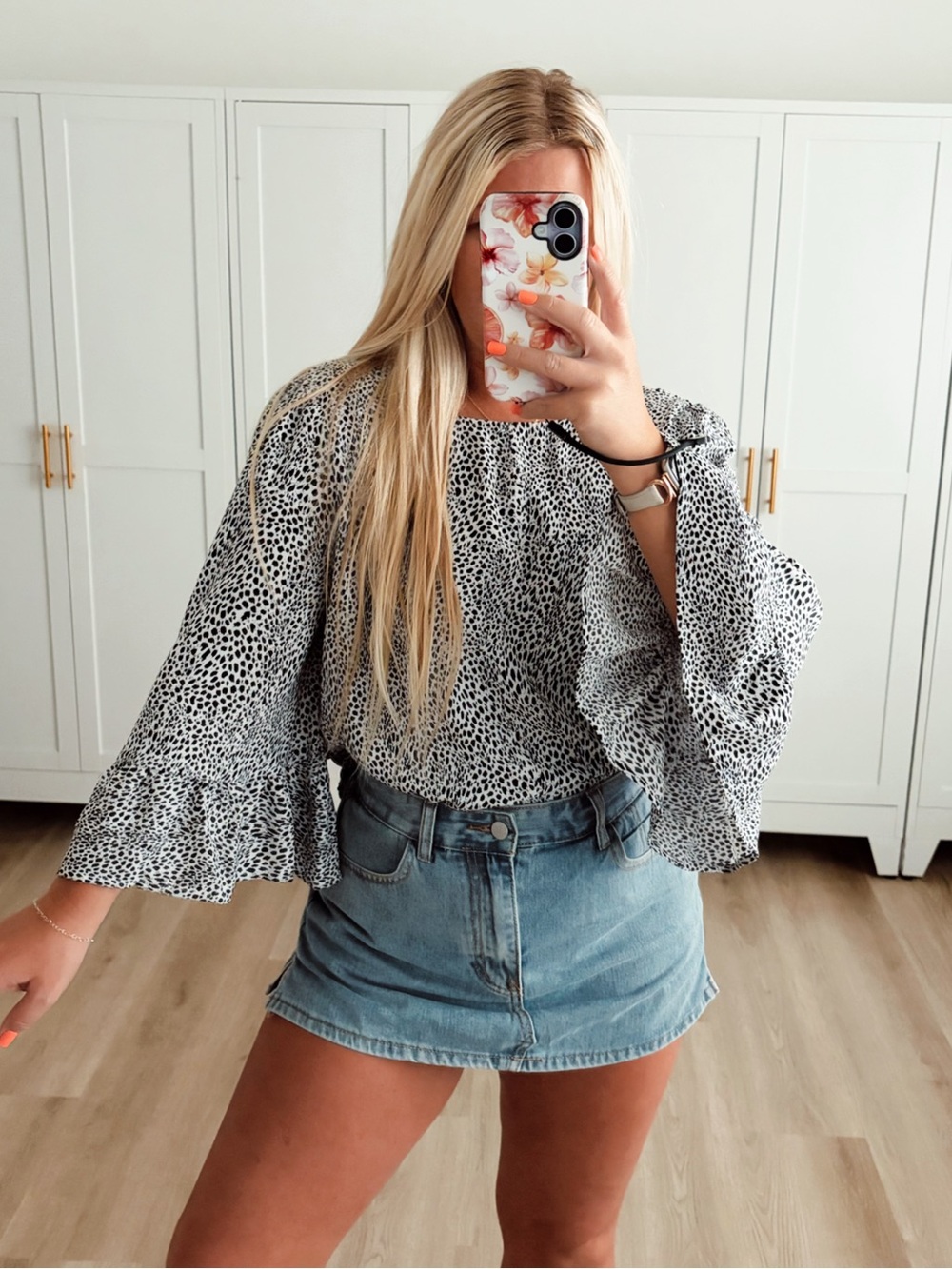 Apt.9 black and white spotted flare sleeve office blouse